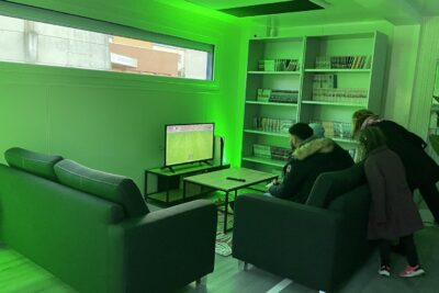 Agrandir l'image 9930 sur 5, fenêtre modale