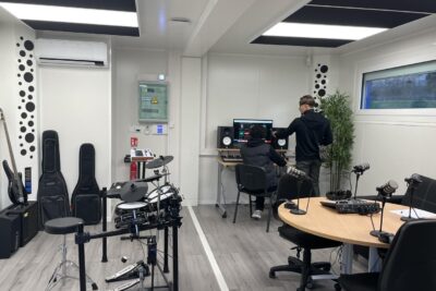 Agrandir l'image 9932 sur 5, fenêtre modale